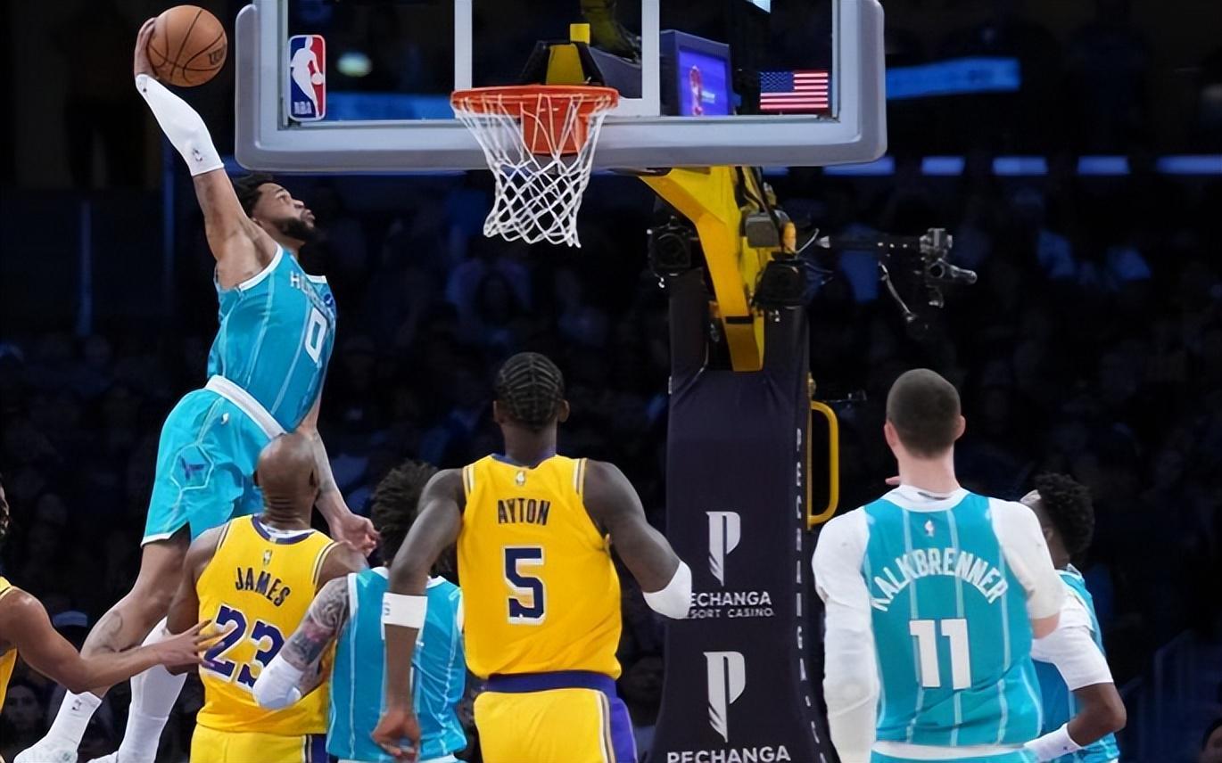 世界杯官方直播app下载官网-湖人VS开拓者前瞻：湖人近5战4负，东契奇里夫斯缺阵，老詹单核