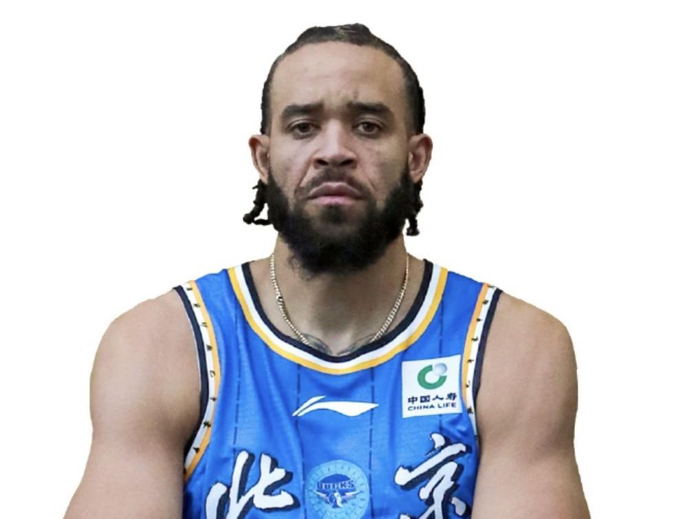 世界杯高清赛事直播平台-许利民：明显感觉麦基首秀中有些不适应，希望他成为队内领袖