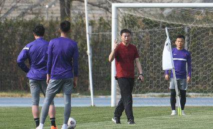 世界杯手机观看软件下载-津门虎虚弱复活或以全华班作战 于根伟压力很大